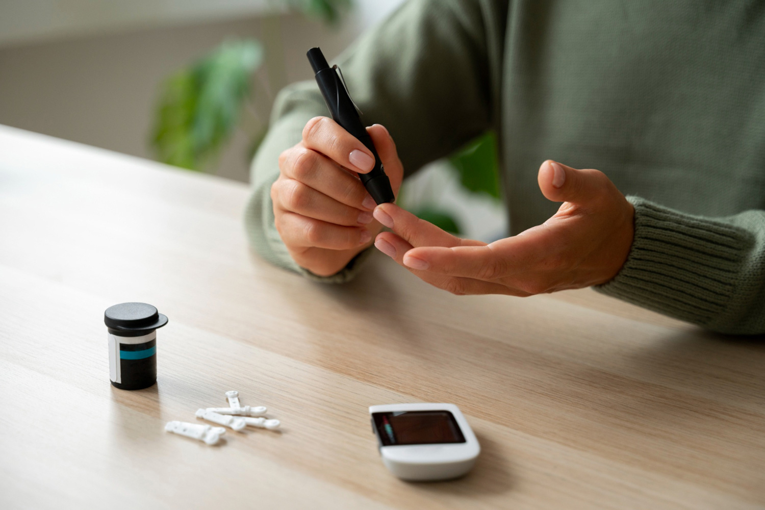 Diabetes and Diet: Background and BiteRight Meal-Record Limits